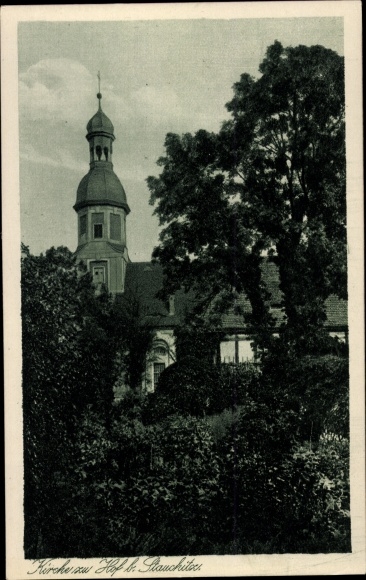Ak Hof Naundorf in Sachsen, Blick zur Kirche, Bäume