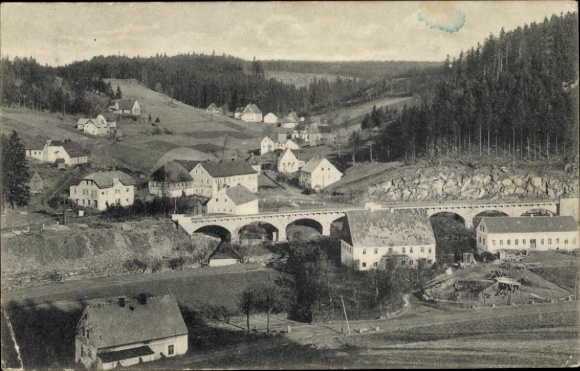 Ak Oberlochmühle Deutschneudorf in het Ertsgebergte, lange opname, brug