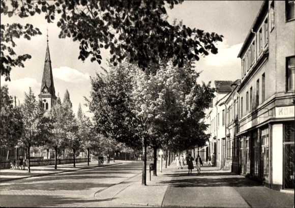 Ansichtkaart Wolfen in Saksen Anhalt, Leipziger Straße, kerk, winkels