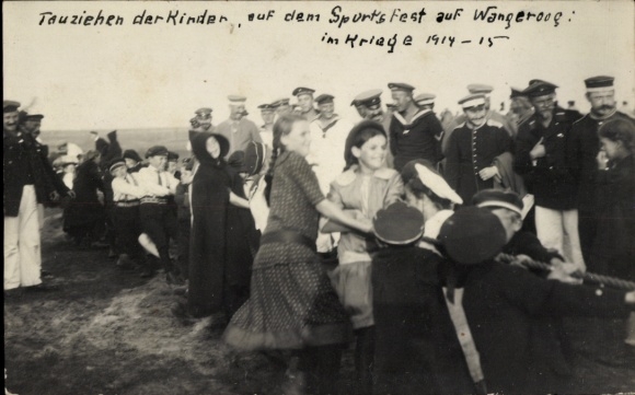 zdjęcie KP Wangerooge, Festiwal Sportu lipiec 1915, przeciąganie liny dla dzieci, Mariechen Maaß, Hertha Dorn