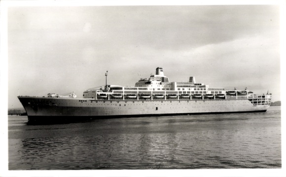 SS Oriana, Oriëntlijn