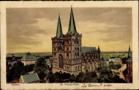 Ak Xanten am Niederrhein, St. Viktors-Dom,  Architektur, grüne Türme, 