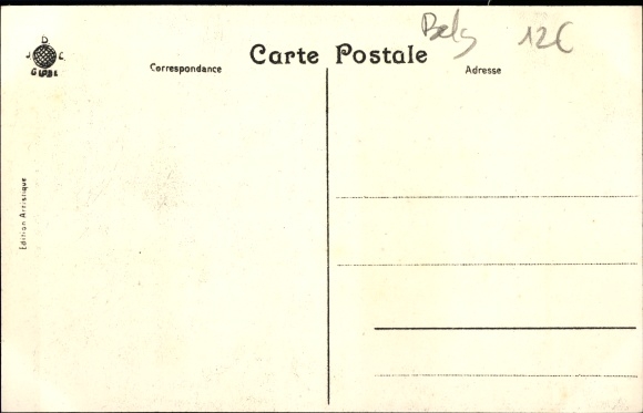 Postcard Bruges Gironde, Le Carillon du Beffroi