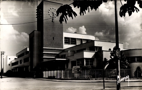 Ak Charenton le Pont Val de Marne, Schule, moderne Architektur, Wolken, Straßenansicht