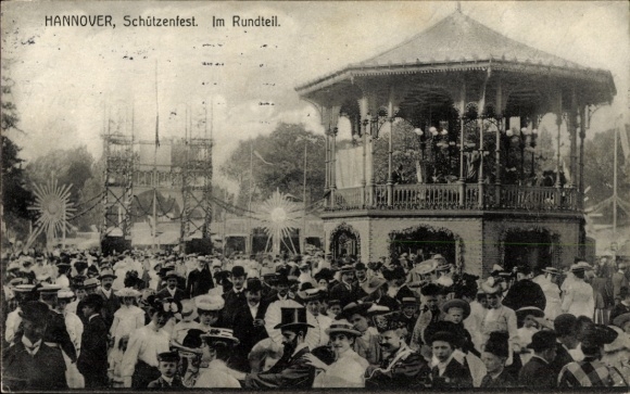 Postcard Hannover, Schützenfest, in the round part, festival visitors