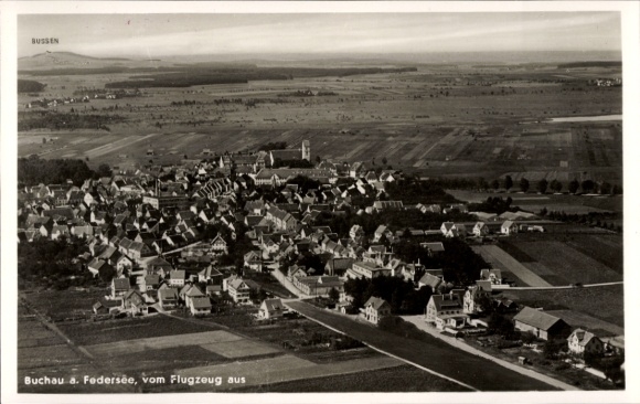 Ak Bad Buchau am Federsee Oberschwaben, Luftbildaufnahme von Buchau, Federsee,  Fotografie