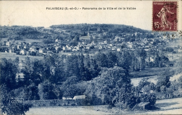 Ak Palaiseau Essonne, Panorama der Stadt und des Tales, Gebäude, Bäume, Landschaft