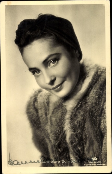 Postcard actress Hannelore Schroth, portrait, autograph