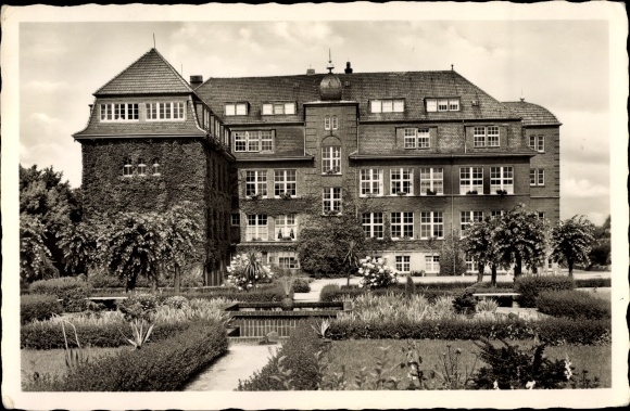 Postcard Kaldenkirchen Nettetal North Rhine-Westphalia, sanatorium Maria helper of the sisters UL woman