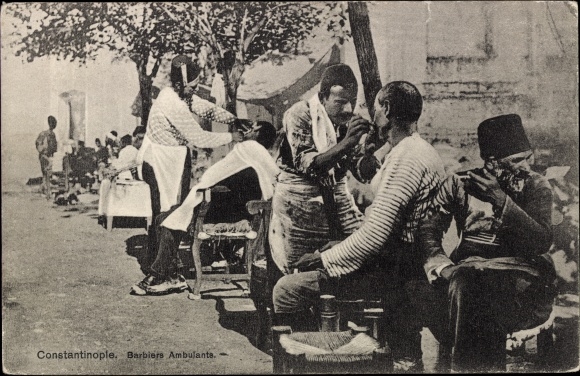 Ak Konstantinopel Istanbul Türkei, Barbiere auf der Straße