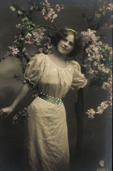 10 alte Ak "Ich schnitt' es gern in jene Rinde ein", Frauenportraits