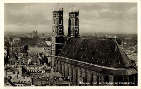 11 old PCs Munich, various views