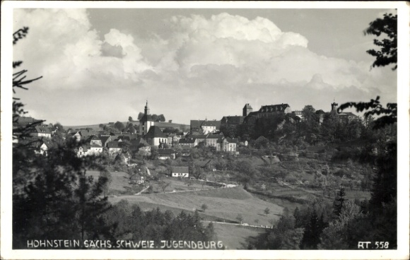 Ak Hohnstein b. Neustadt, Blick zum Ort, Jugendburg