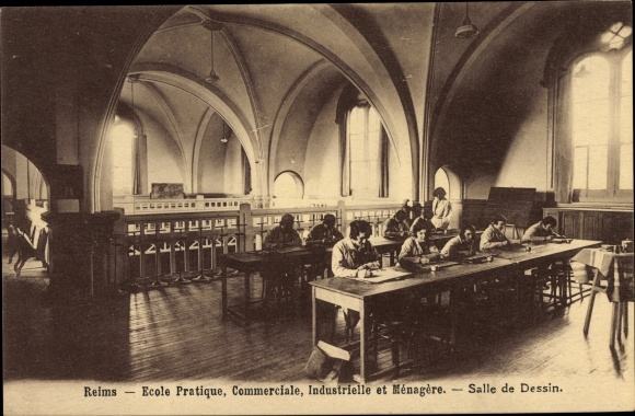 Postcard Reims Marne, Practical, Commercial, Industrial and Household School, Drawing Room