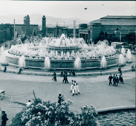 Photo Filmszene Barcelona, Magic Fountain of Montjuïc, BRD 1952, Jordan J. von Boyadjieff
