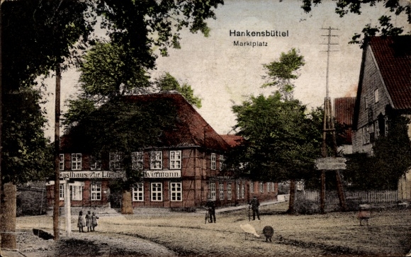 Ak Hankensbüttel in Niedersachsen, Fachwerkhaus, Marktplatz, Kinder, Bäume, Straßenansicht