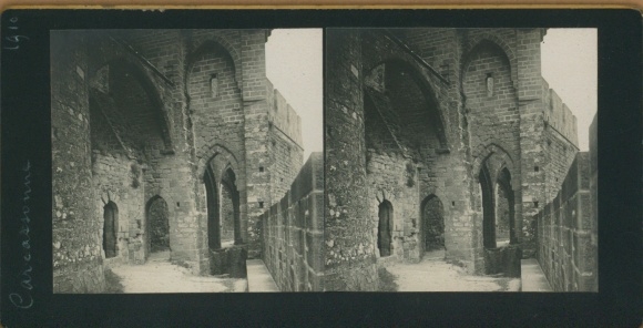 Stereo photo Carcassonne Aude, game in the fortress