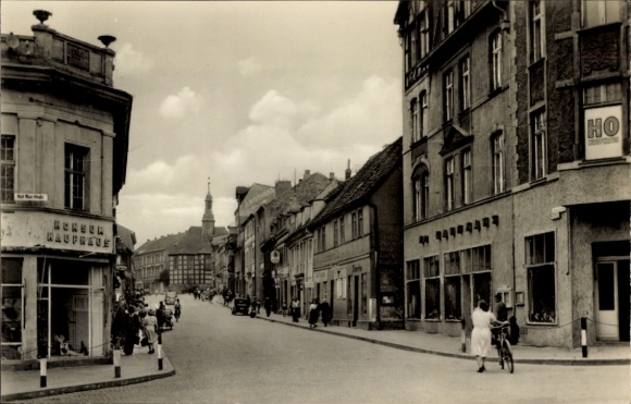 Postcard Bad Freienwalde an der Oder, Leninstraße, Konsum department store, HO