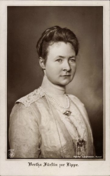 Postcard Bertha Princess of Lippe, portrait