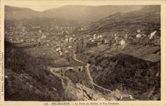 Ak Bellegarde sur Valserine Ain, Landschaftsansicht,  Rhône, Brücke, Häuser