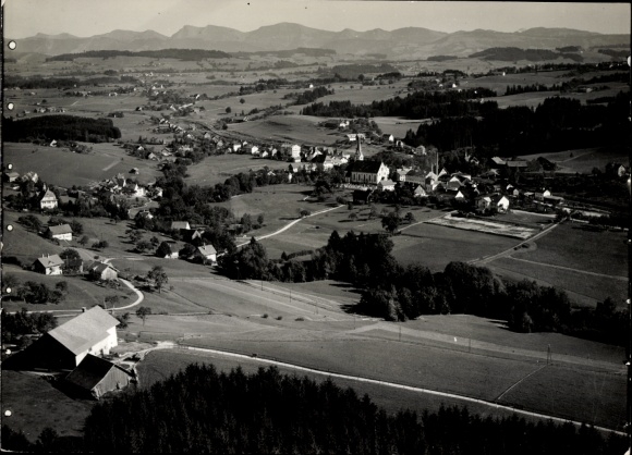 Ak Heimenkirch im Allgäu, Fliegeraufnahme
