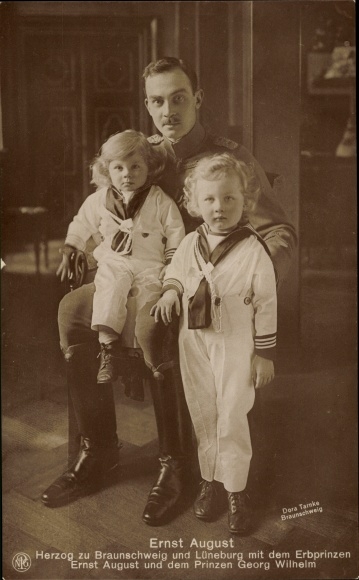 Ak Herzog Ernst August zu Braunschweig und Lüneburg, Erbprinz Ernst August, Prinz Georg Wilhelm