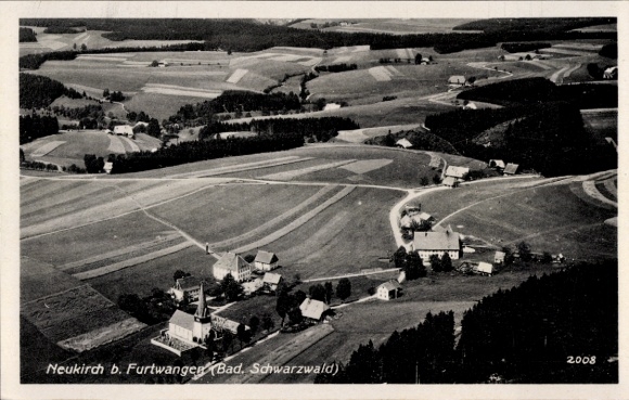 Ak Neukirch Furtwangen im Schwarzwald, Fliegeraufnahme