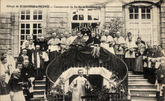 CPA Saint Sauveur le Vicomte Manche, Canonization of Ste Marie-Madeleine, Portal, Abbaye