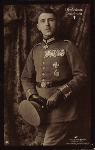 Ak Kampfflieger Oberleutnant Immelmann, RPH, Eisernes Kreuz, Pour le Merite