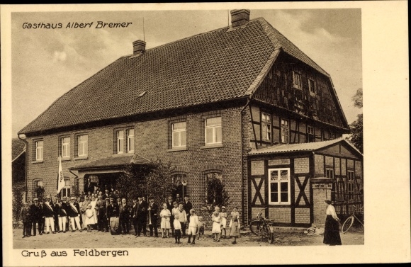 Ansichtkaart Feldbergen Söhlde in Nedersaksen, Inn Albert Bremer, totaaloverzicht, groepsportret