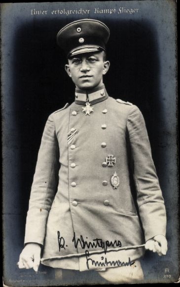 Postcard fighter pilot Lieutenant Kurt Wintgens, Sanke 378, portrait, medal