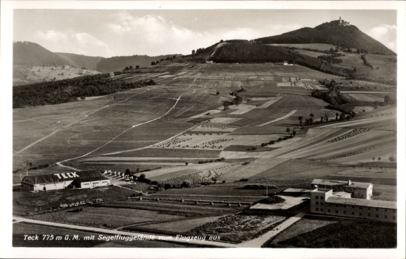 Postcard Kirchheim unter Teck Württemberg, Teck 775 m above sea level, with gliding area, from the plane
