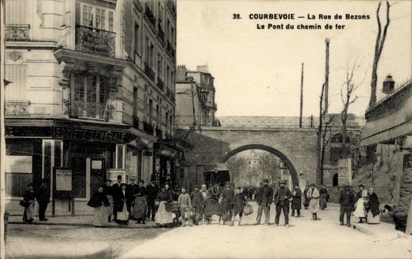 Postcard Courbevoie Hauts de Seine, historic street, people on the street, bridge, shop facade