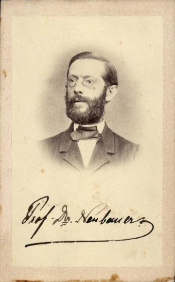 CdV Professor Neubauer, man with glasses, portrait