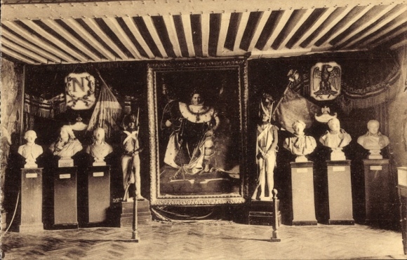 CPA Paris VII., Hotel des Invalides, Musee de l'Armee, Salle Napoleon
