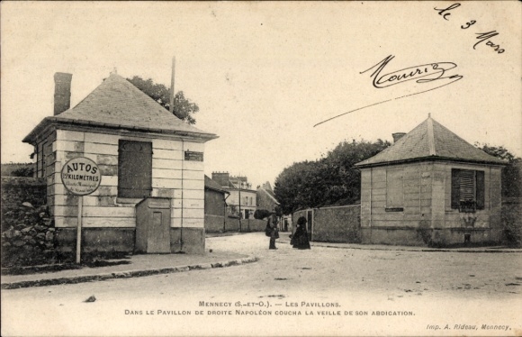 Ak Mennecy Essonne, in het Pavillon de Droite Napoleon coucha la Veille de son Abdication