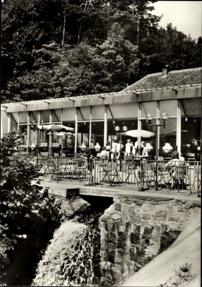 Ak Gühlen Glienicke Neuruppin in Brandenburg , Konsum-Gaststätte am Tornowsee, Terrasse, Bäume...