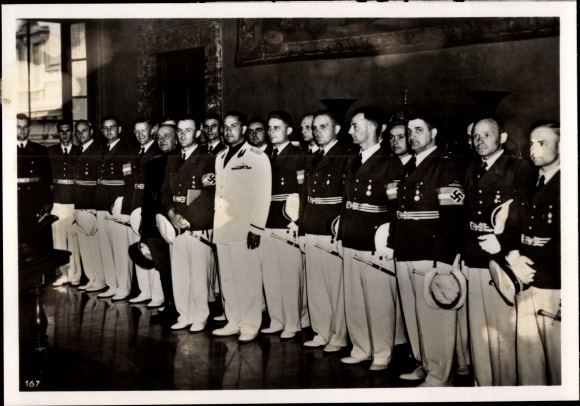 Photo H. Hoffmann, Italian Foreign Minister Count Ciano, HJ leader delegation in Rome, June 1939