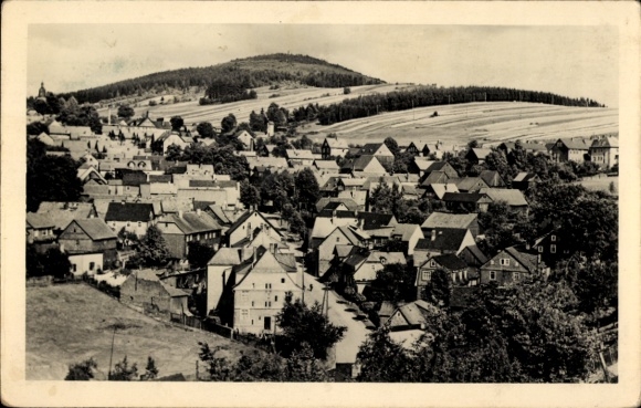Ak Meuselbach in Thüringen, Panorama met Meuselbacher Kuppe