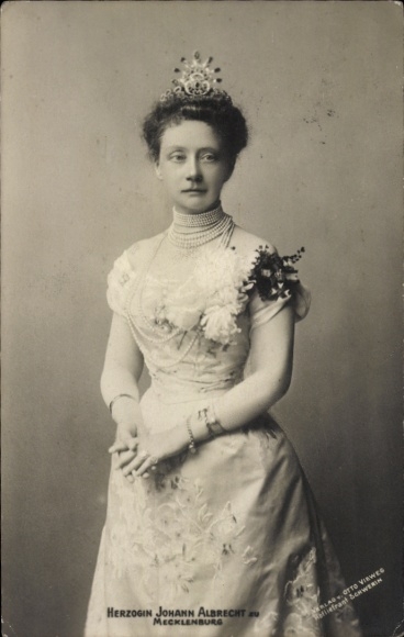 Postcard Duchess Johann Albrecht of Mecklenburg-Schwerin, Elisabeth of Saxe-Weimar-Eisenach