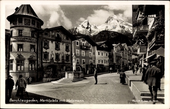 Ak Berchtesgaden in Oberbayern, Marktplatz, Watzmann,  , schwarz-weiß