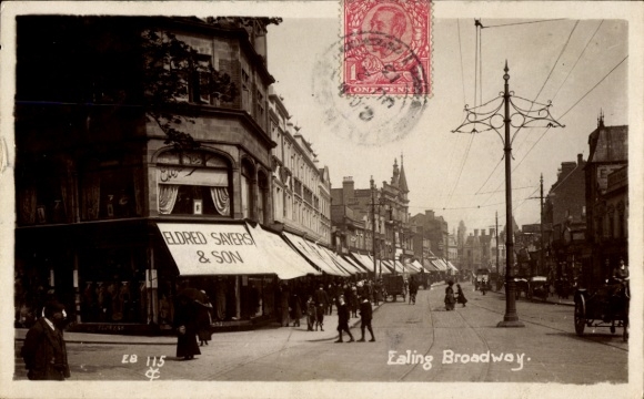 Photo Postcard Ealing London England, Broadway, Eldred Sayers & Son