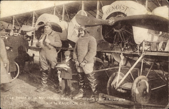 Postcard The Pilot and the Mechanic before their departure for Australia on the Caudron G-4