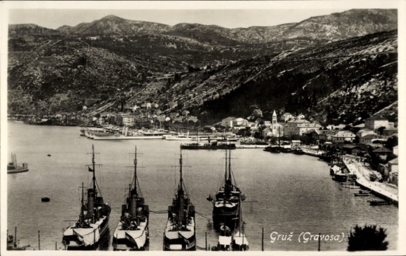 KP Gruž Dubrovnik Chorwacja, włoskie okręty wojenne, port, angielskie niszczyciele