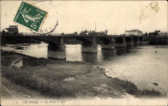 Postcard Le Pecq Yvelines, bridge over the Seine in Le Pecq