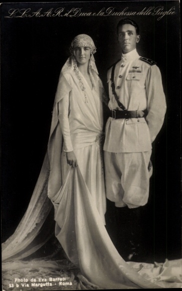 Ak Herzog Amedeo von Savoyen-Aosta, Herzogin, Princess Anne of Orléans