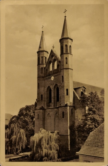 Postcard Kyritz in der Prignitz, St. Mary's Church, architecture, two towers