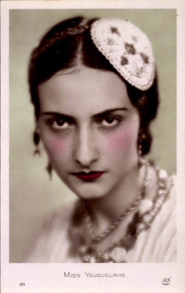 Postcard Miss Yougoslavie, beauty queen, portrait, headdress
