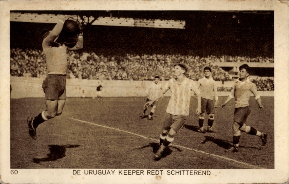 Postcard Amsterdam North Holland Netherlands, Olympics 1928, De Uruguay Keeper talks Schitterend