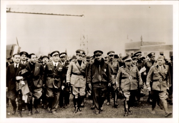 Zdjęcie H. Hoffmann, Tirana Albania, wizyta włoskiego ministra spraw zagranicznych hrabiego Ciano, kwiecień 1939 r.